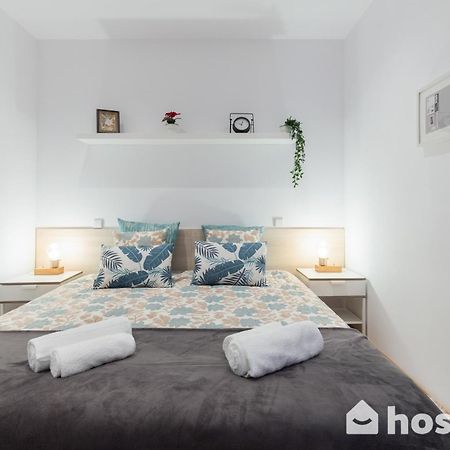 Host Wise - Colorful Fresh Flats - Batalha Lejlighed Porto Eksteriør billede