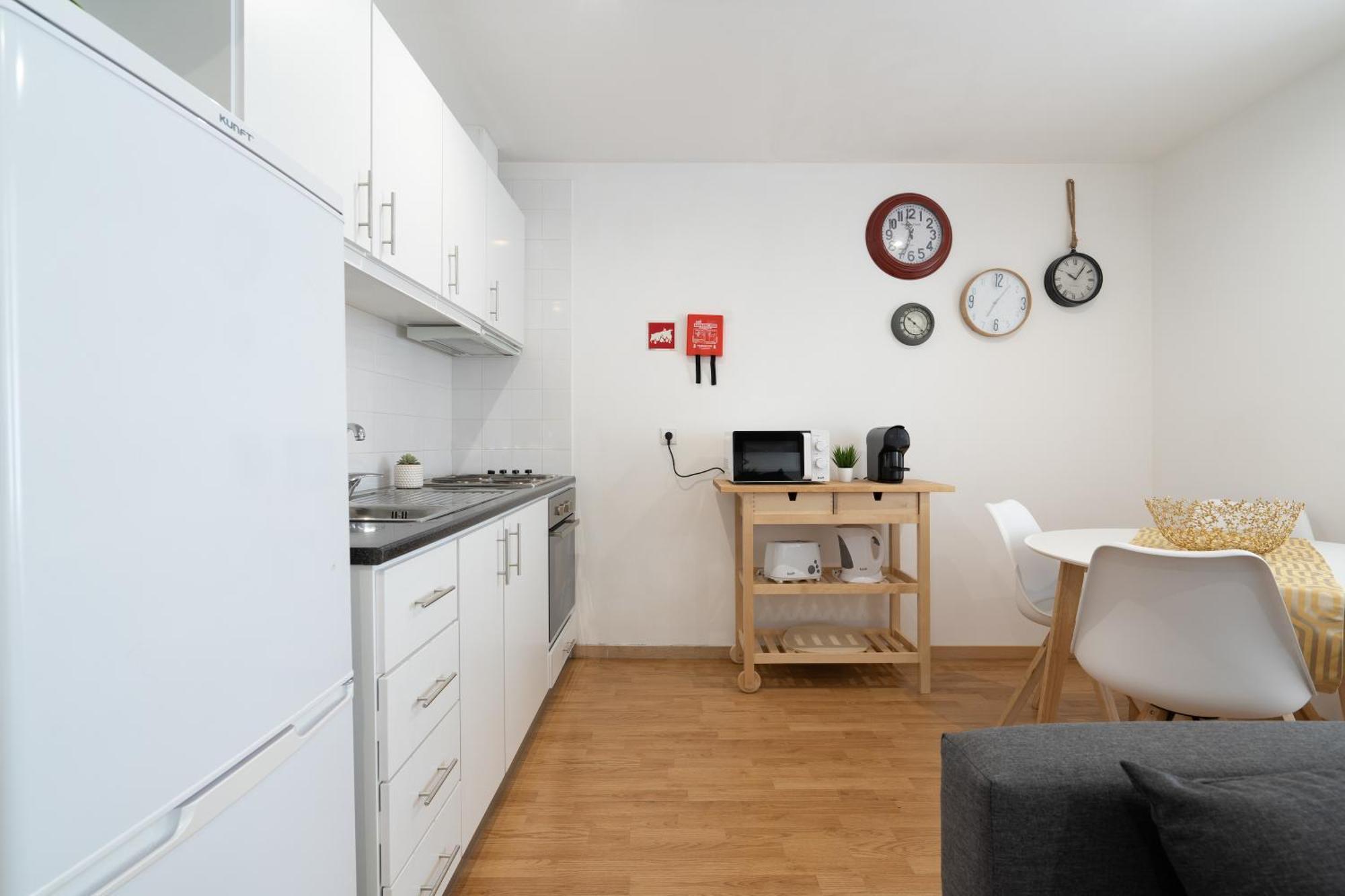 Host Wise - Colorful Fresh Flats - Batalha Lejlighed Porto Eksteriør billede