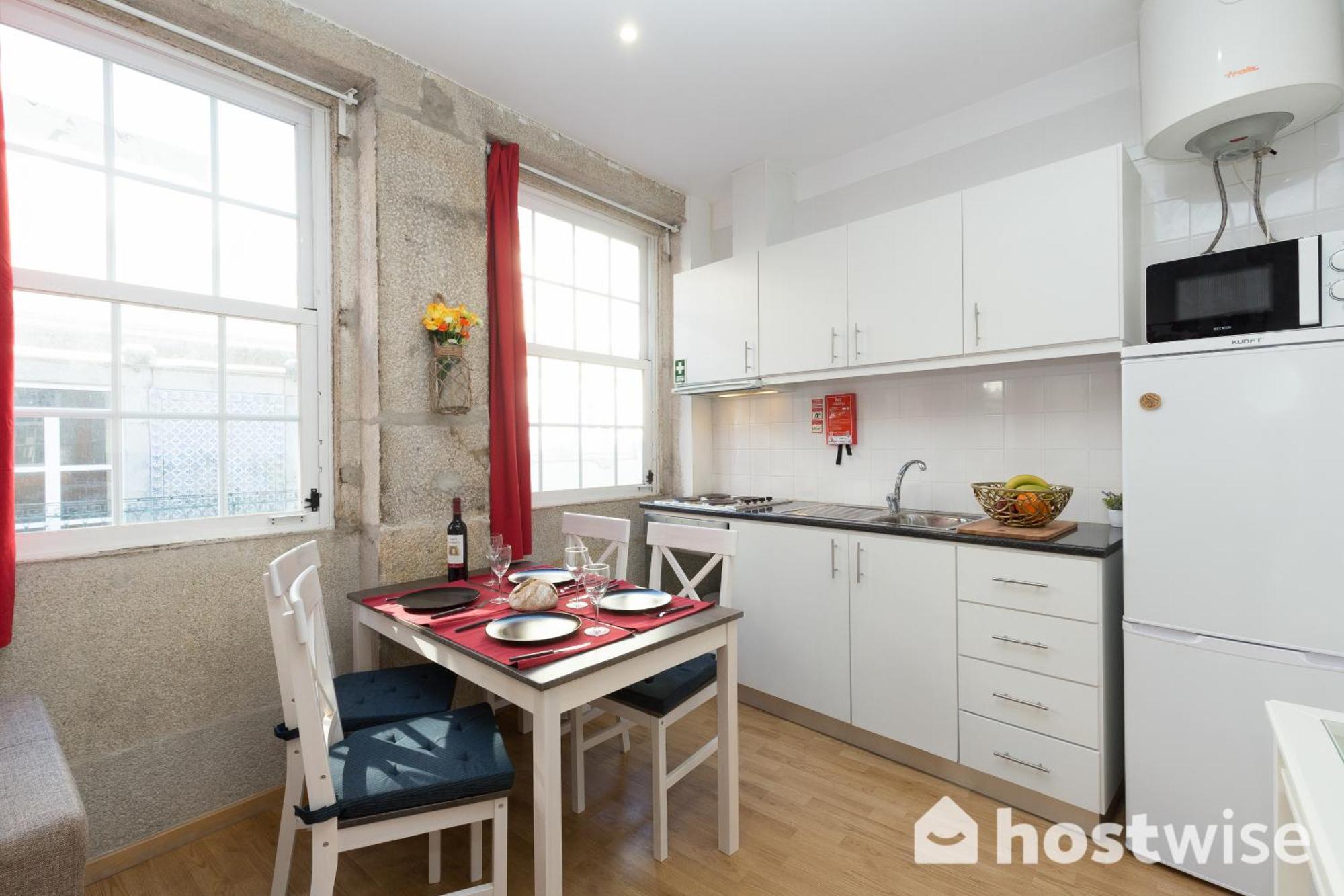 Host Wise - Colorful Fresh Flats - Batalha Lejlighed Porto Eksteriør billede