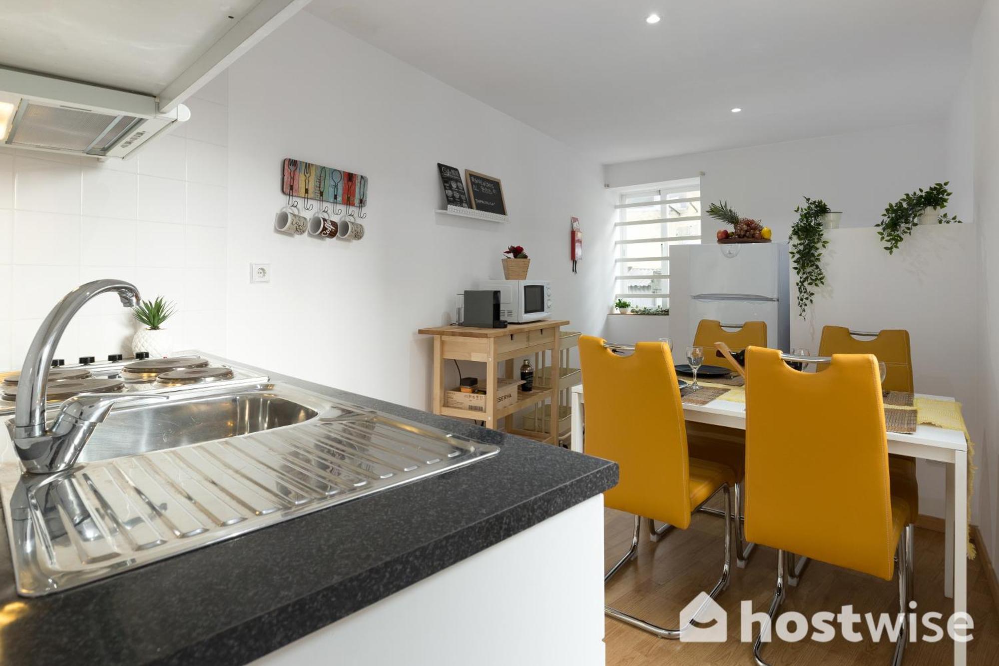Host Wise - Colorful Fresh Flats - Batalha Lejlighed Porto Værelse billede